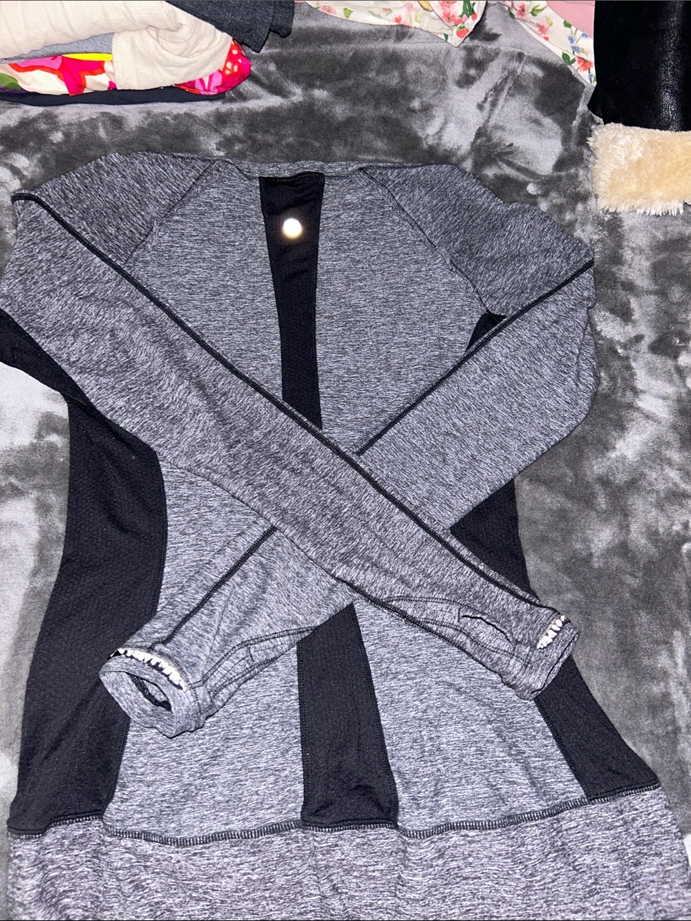 lululemon athletica Heathered Gray and Black Long-Sleeve Athletic Top